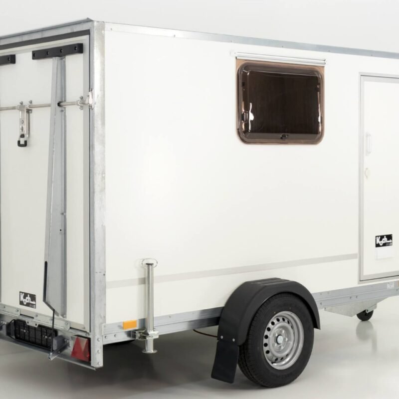 Blyss Kofferanhänger 146x304cm Höhe:180 1,3t|Rampe|Tür|2 Fenster-Neu