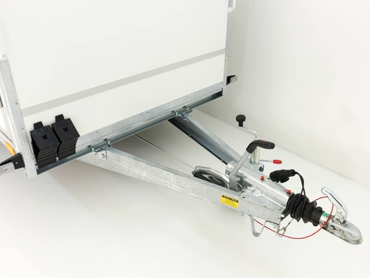 Blyss Kofferanhänger 146x304cm Höhe:180 1,3t|Rampe|Tür|2 Fenster-Neu - Image 8