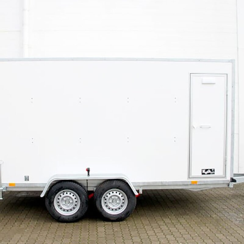 Blyss Kofferanhänger 200x400cm Höhe:190 2,7t|Rampe|Tür|SW-Neu