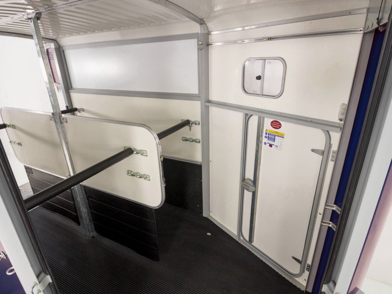 Ifor Williams Pferdeanhänger HB511|Heckklappen-Türkombination|blau-Neu - Image 11