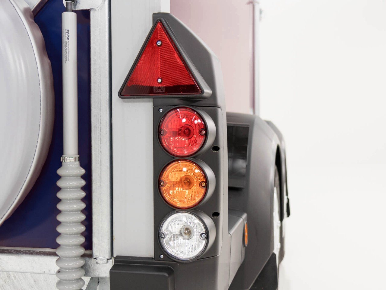 Ifor Williams Pferdeanhänger HB511|Heckklappen-Türkombination|blau-Neu - Image 8