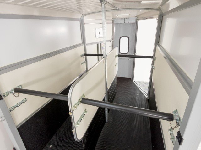 Ifor Williams Pferdeanhänger HB511|silber|Frontausstieg-Neu - Image 12