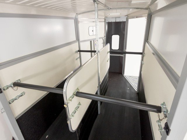 Ifor Williams Pferdeanhänger HB511|anthrazit|Frontausstieg-Neu - Image 13