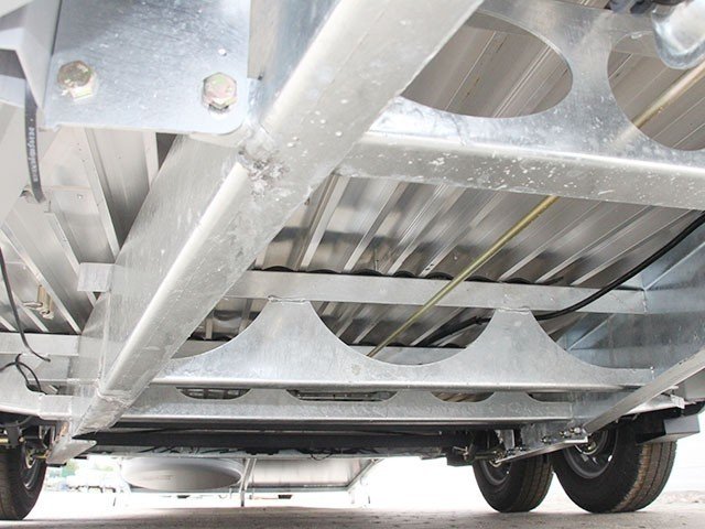 Ifor Williams Pferdeanhänger HB506|Sattelkammer|schwarz-Neu - Image 2