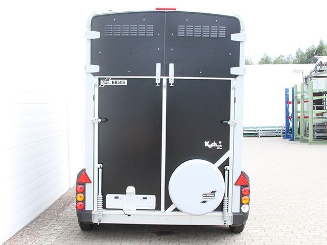 Ifor Williams Pferdeanhänger HB506|Sattelkammer|schwarz-Neu - Image 11
